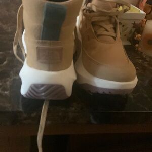 Stylish Tan Sneakers